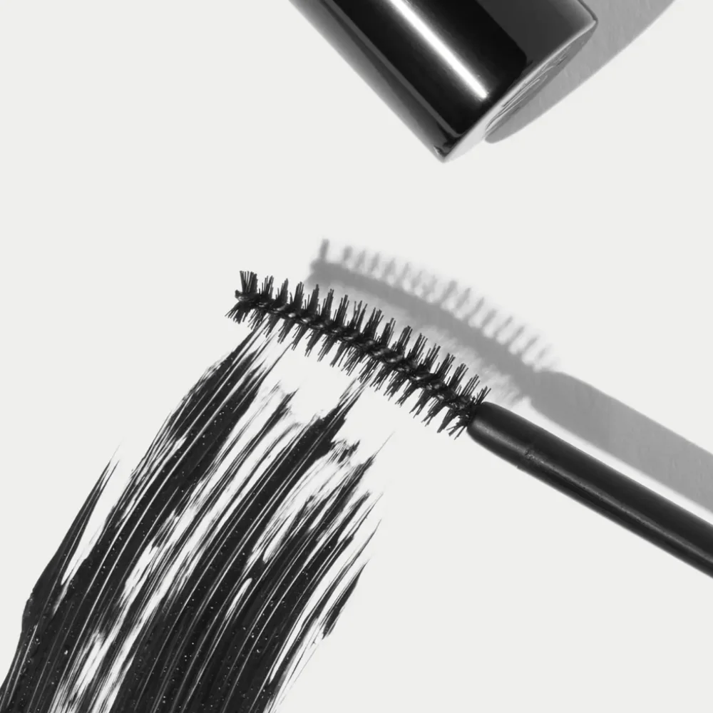 EYEKO LASH ALERT WAKE UP AND GO CAFFEINE ENRICHED MASCARA.